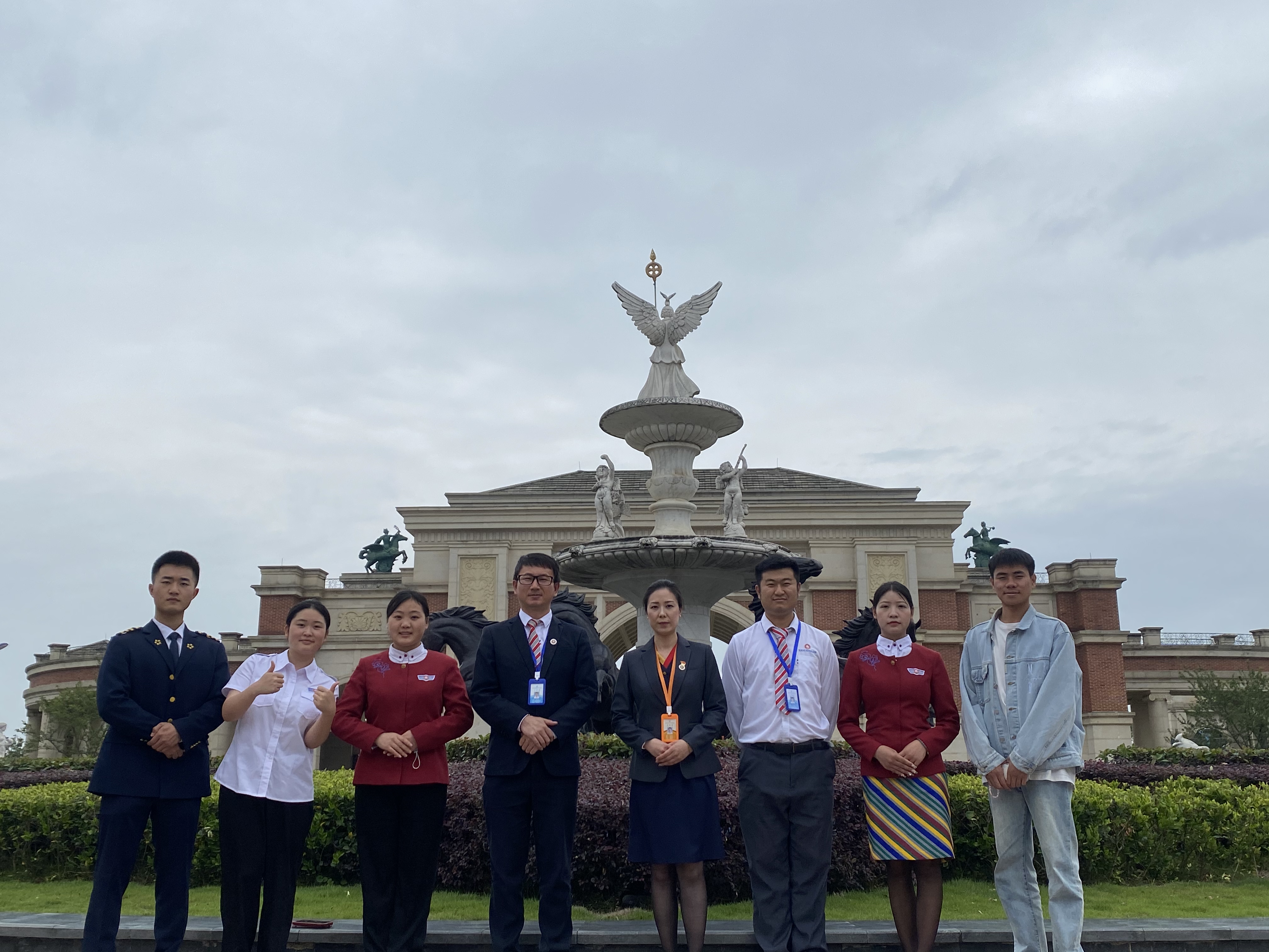 天府新区航空旅游职业学院