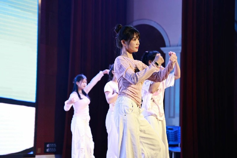 1765470342907109.jpg 微信图片_2025-12-12_002325_354~1.jpg