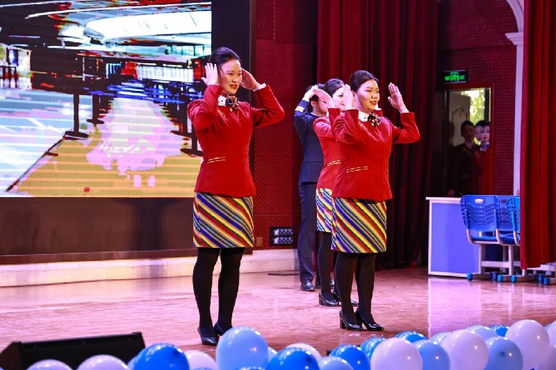 1765470451328332.jpg 微信图片_2025-12-12_002248_104~1.jpg