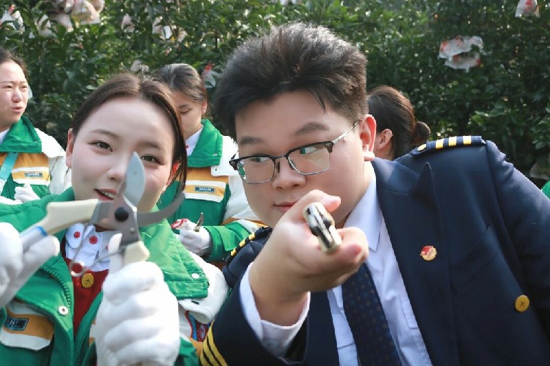 1765472625742427.jpg 微信图片_2025-12-12_010147_620~1.jpg