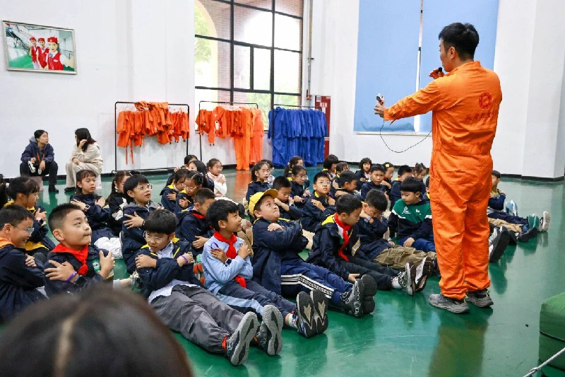 1765477183502955.jpg 微信图片_2025-12-12_015938_790~1.jpg