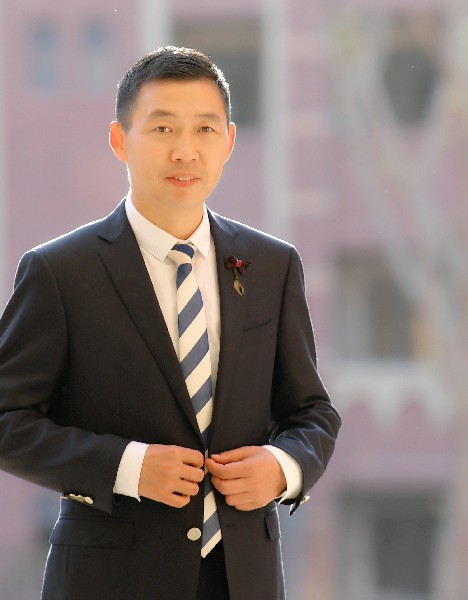 辜英智