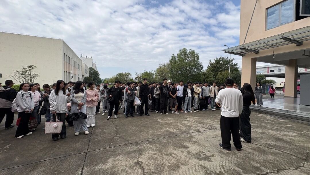微信图片_20261014093425_230_163.jpg