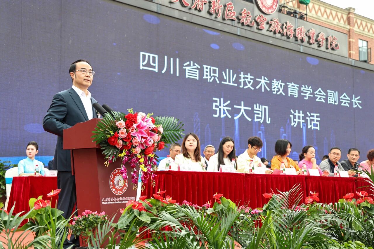 1791949411460996.jpg 微信图片_20261014113744_287_163.jpg